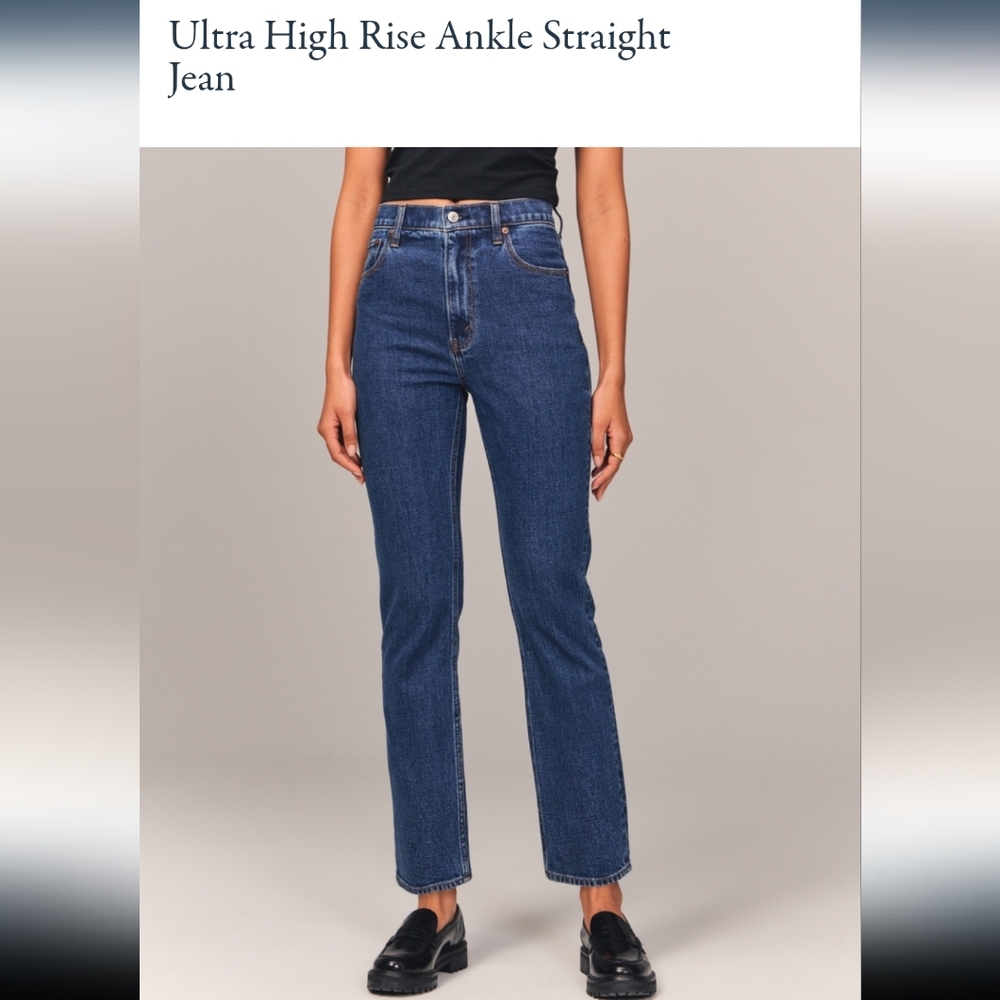 Abercrombie and Fitch Ultra High Rise Ankle Straight Jean size 26L